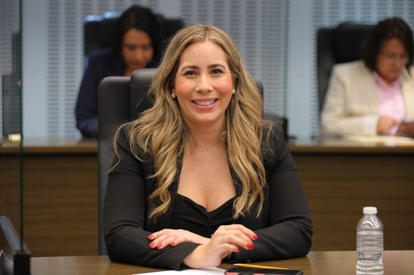 Andrea Tovar impulsa reglas claras para el uso de drones en Querétaro